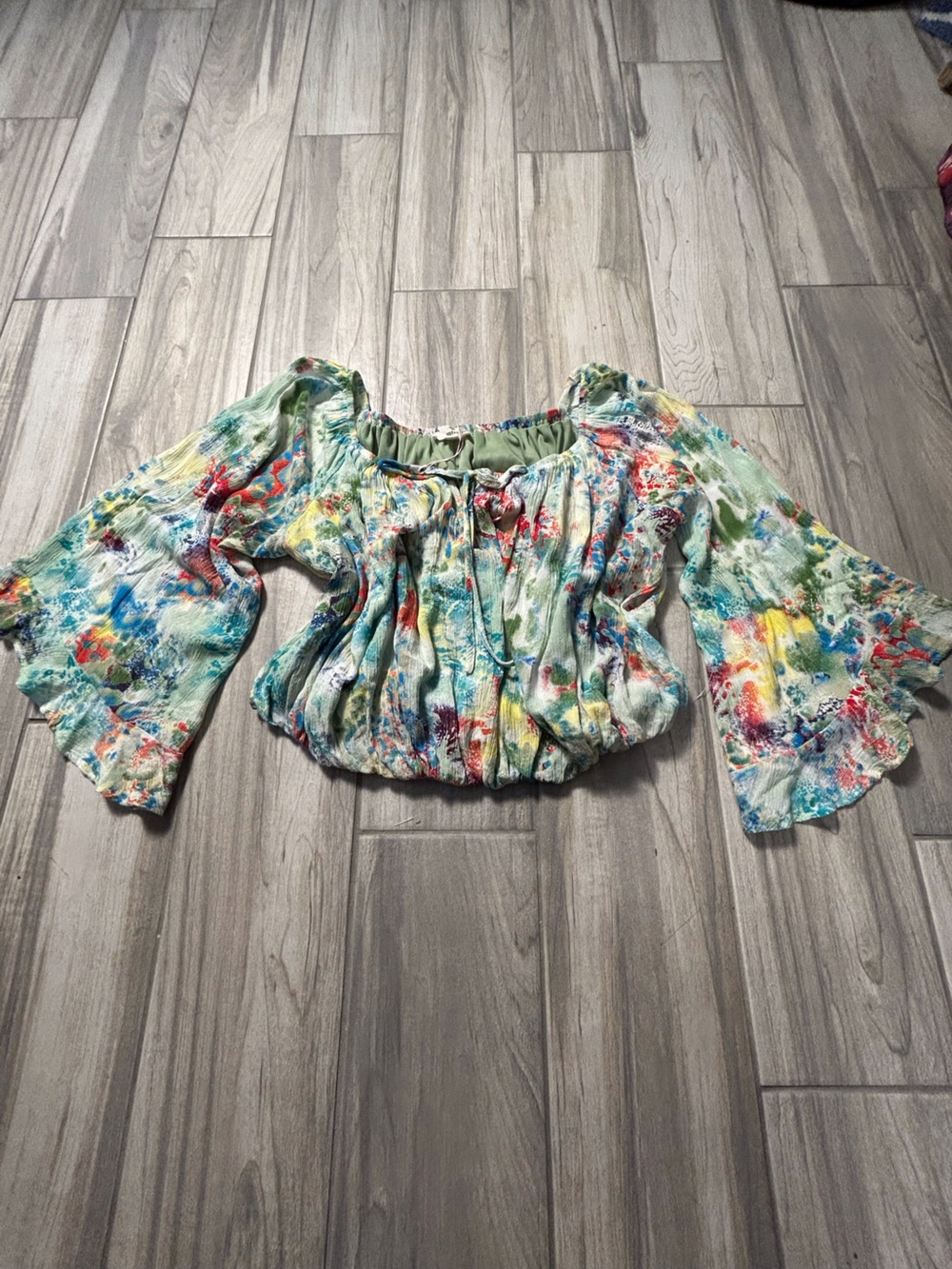 Boho Floral Off-Shoulder Peasant Crop Top Abstract Flare Sleeves Boho Artsy Med